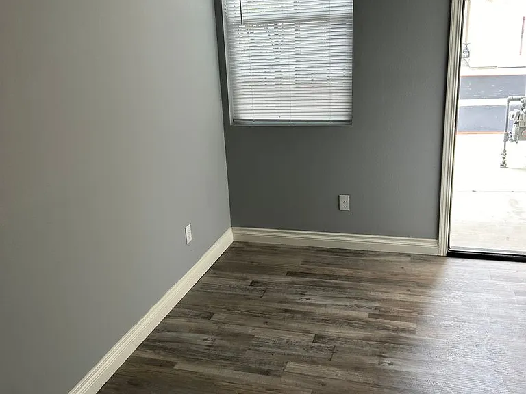 16534 Arrow Blvd — Photo 2