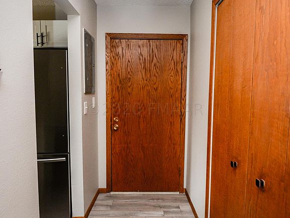 5th image of 825 8th Ave E APT 3
