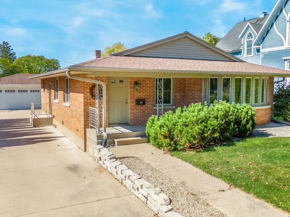 115 N State St, Berlin, WI 54923