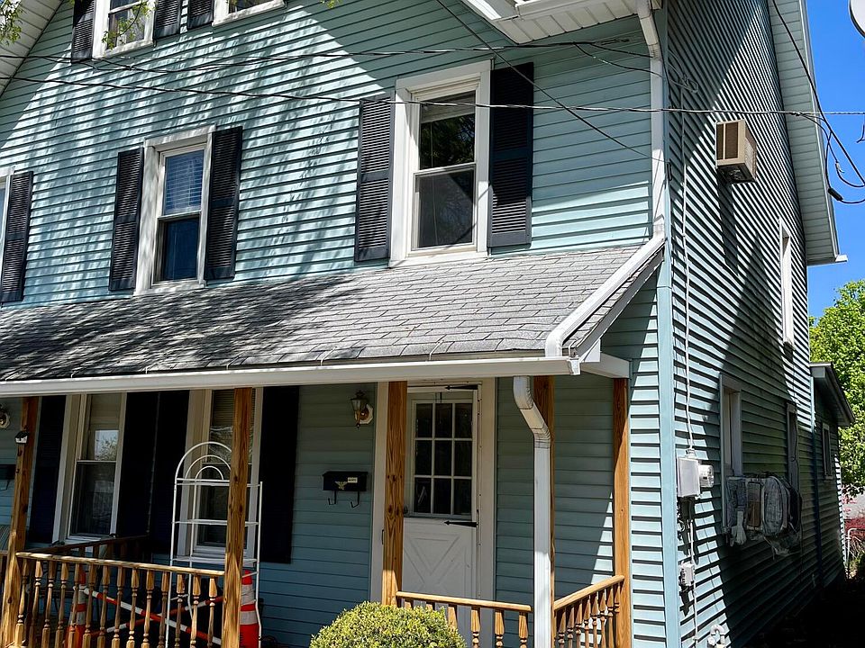 1st image of 323 Meadow St