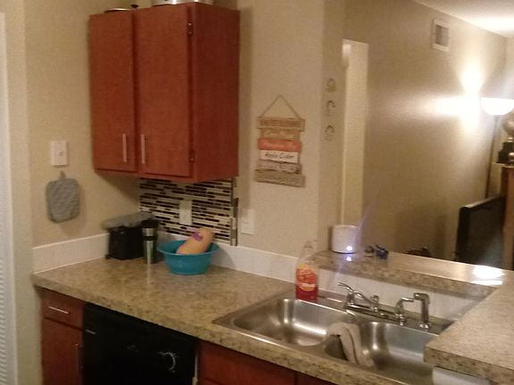 3rd image of 2030 Cascades Blvd Unit 207