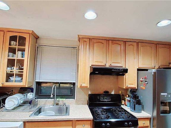 3rd image of 163-36 17th Ave #4-304