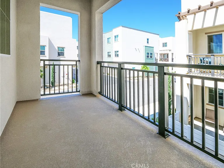 1645 W Hornet Dr — Photo 12