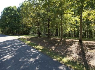 1060 Holcomb Cir, Kingston Springs, TN 37082