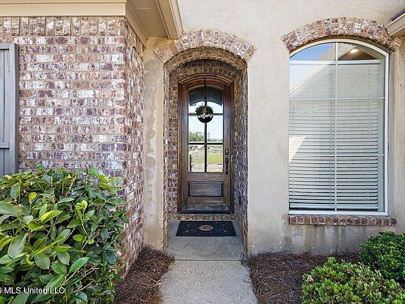 4th image of 301 Ridge Pointe Dr