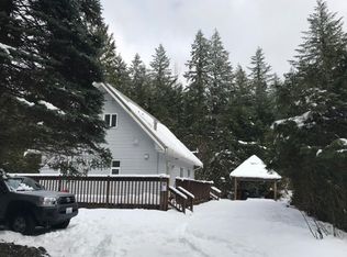 19002 Pinnacle Rd, Glacier, WA 98244