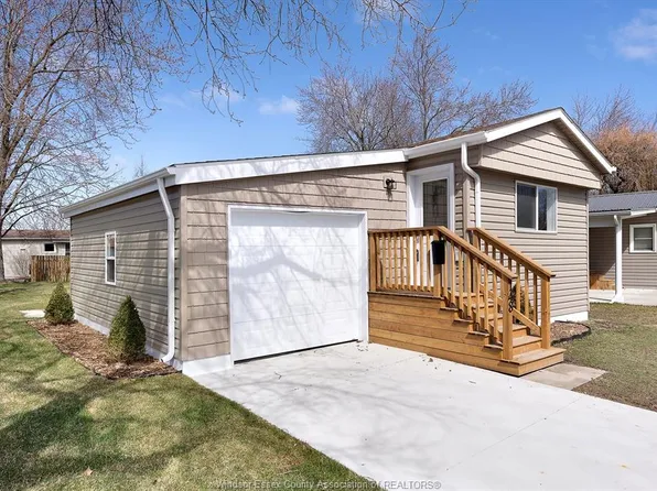 148 Dana Dr, Essex, ON N8M 2A5