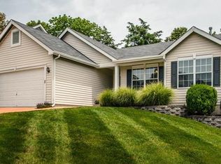 323 Summer Top Ln, Fenton, MO