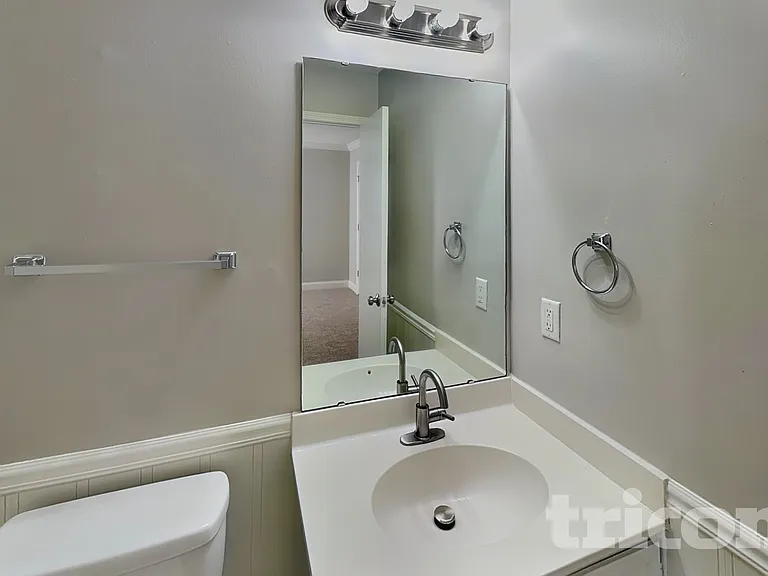 11608 Stewarts Crossing Dr — Photo 8