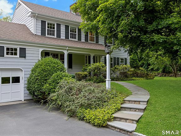 4th image of 21 Hickory Drive