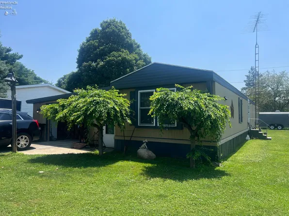 243 7th Ave, Tiffin, OH 44883