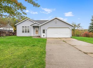 573 N Neve Rd, Pierson, MI 49339
