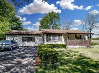 3347 Boxwood Dr, Fairborn, OH 45324
