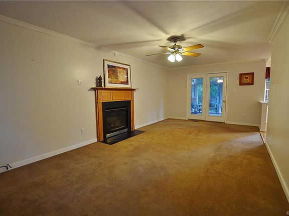 4th image of 8245 Angela Nicole Ln