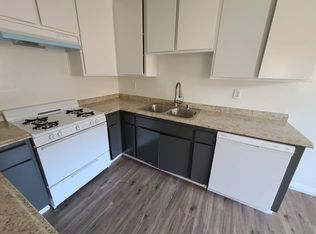 Berendo Apartments, Los Angeles, CA 90004