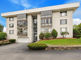 33 Spit Brook Rd #A2, Nashua, NH 03060