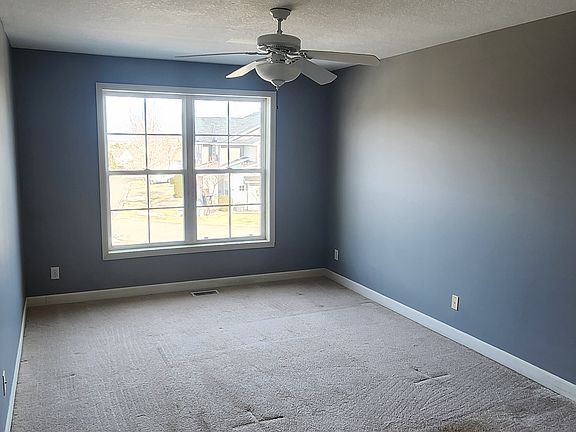 4th image of 5816 Mount Curve Blvd