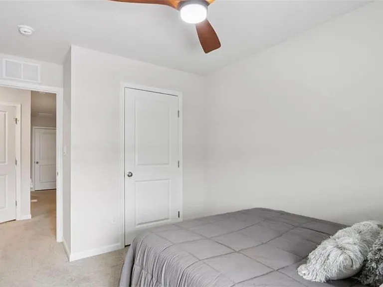 1138 Martin Rd — Photo 7