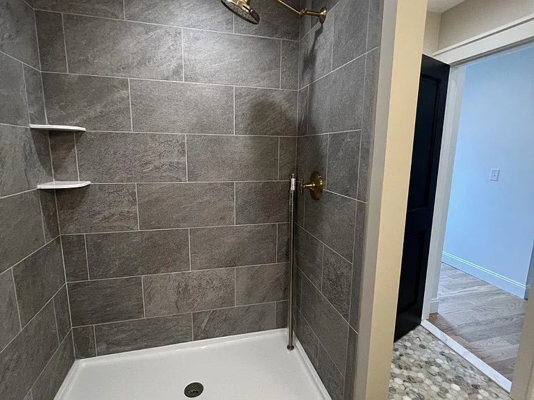 126 S Darlington St — Photo 18