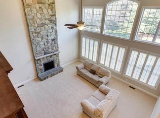 10348 Brittenford Dr, Vienna, VA 22182