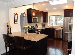 22 Kent Rd, Island Park, NY 11558