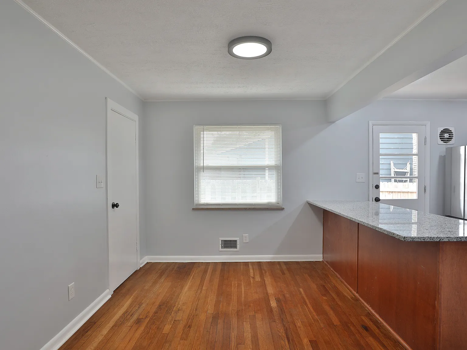 3 bed, 1544 sqft, $3,000 — Photo 4