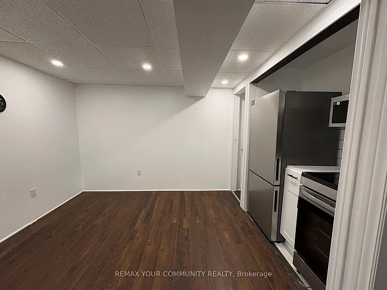 2661 Council Ring Rd #LOWER — Photo 17