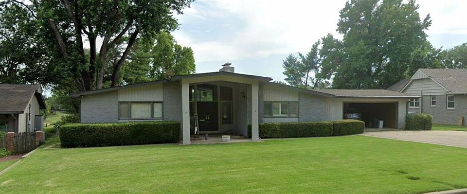 1st image of 1608 Dover Dr