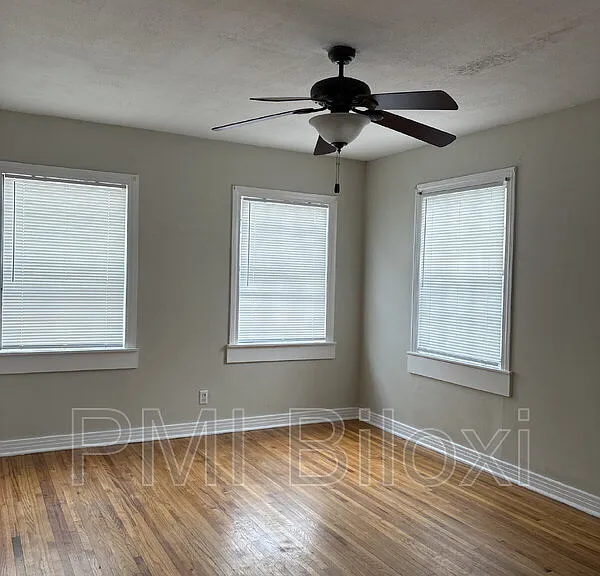 391 Rodeo Dr — Photo 16
