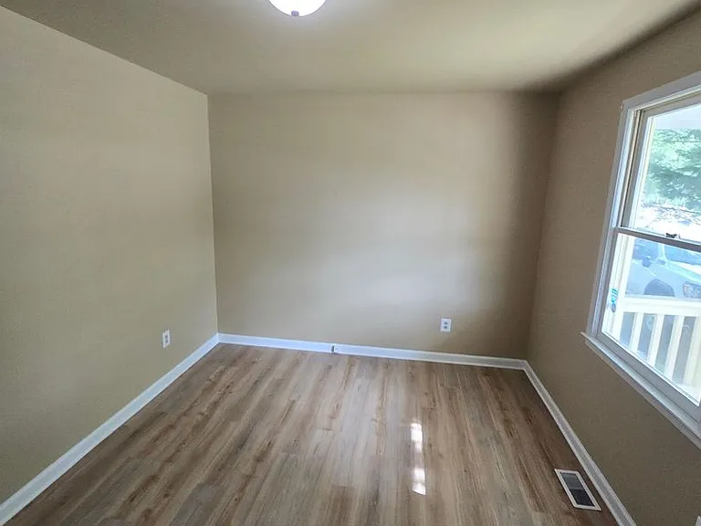 500 Floral Ave — Photo 23