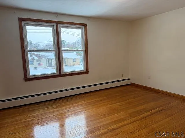 927 East Ave — Photo 9