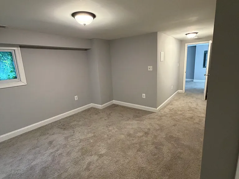 6409 Brook Ave — Photo 44