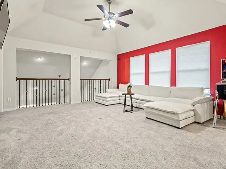 1036 Edgefield Ln — Photo 19