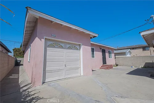4433 Triggs St E Photo 1
