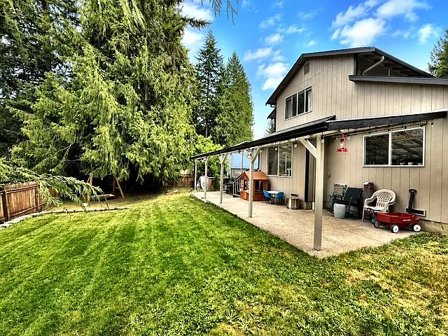 847 NE Cimeron Ct — Photo 32