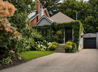 12 Brentwood Rd S, Toronto, ON M8Z 3N2