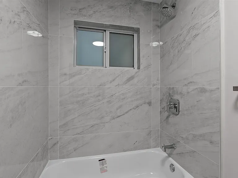 1150 E Sample Rd #202 — Photo 15