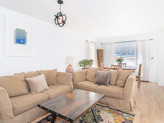 5th image of 120 Campbell Pl #6
