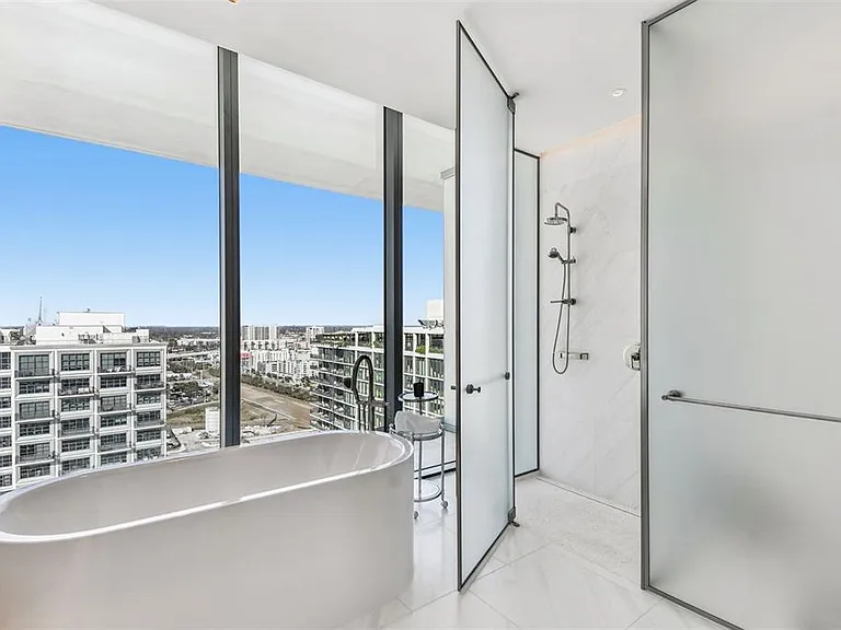 1000 Water St #2202 — Photo 33