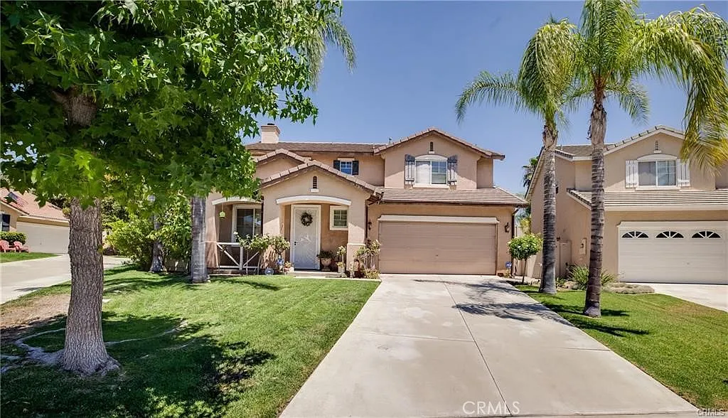 4 bed, 1985 sqft, $3,350 — Photo 1