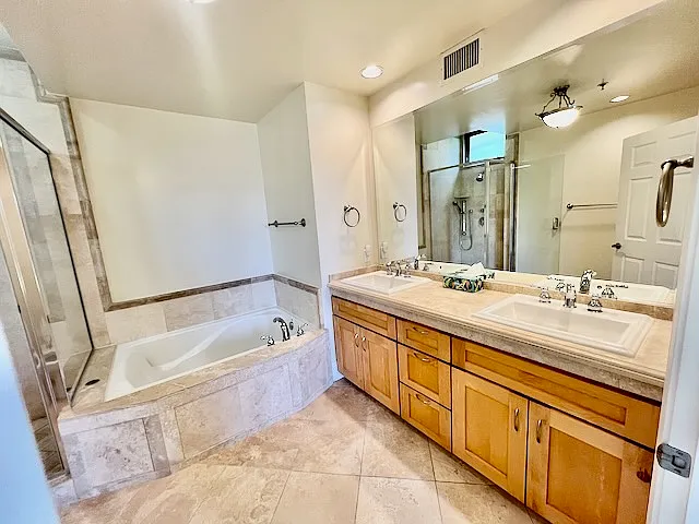 10305 Almayo Ave #301 — Photo 15