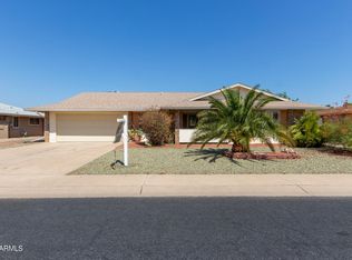 9917 W Kingswood Cir, Sun City, AZ 85351