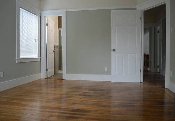 2nd image of 2728 Ulloa St Room C