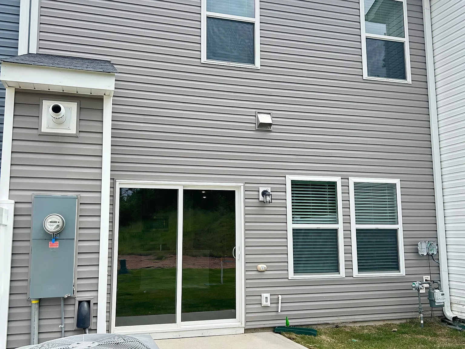 105 Pleasure Lane - 1 — Photo 4