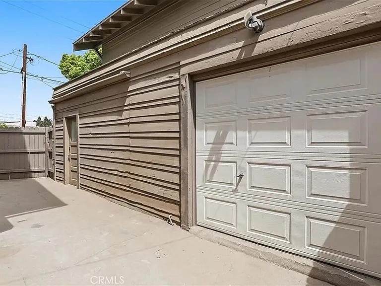 Private garage for storage