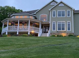 100 Fox Run, Lee, MA 01238