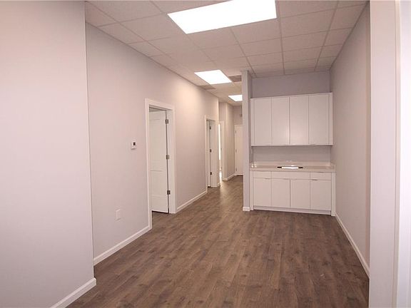 2nd image of 3775 Venture Dr #G-100