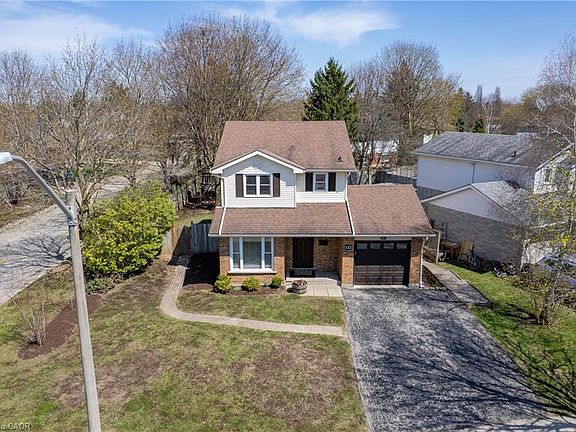 3rd image of 122 Foxhunt Rd
