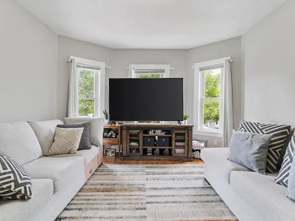 282 Boston Ave #2, Medford, MA 02155