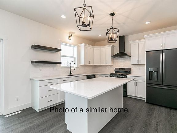 5th image of 1250 Osage Ln
